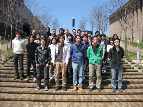 members-2011s.jpg(93986 byte)